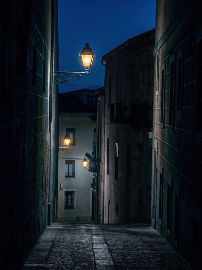 The Silent Descent: Calle Vallejo, Segovia