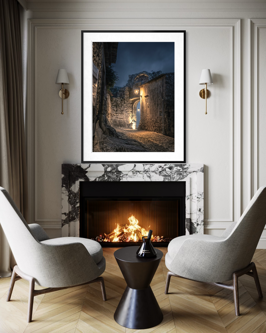Echoes of Antiquity — copia fine art en edición limitada de Marco Zouvek, Peratallada (imagen 3).