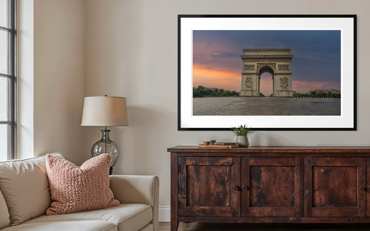 The Arch at Twilight: Paris, vista de ambientación en un interior