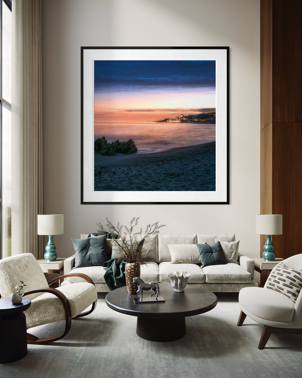 Violet Tide: Cala Sant Francés, impresión fine art enmarcada en un interior
