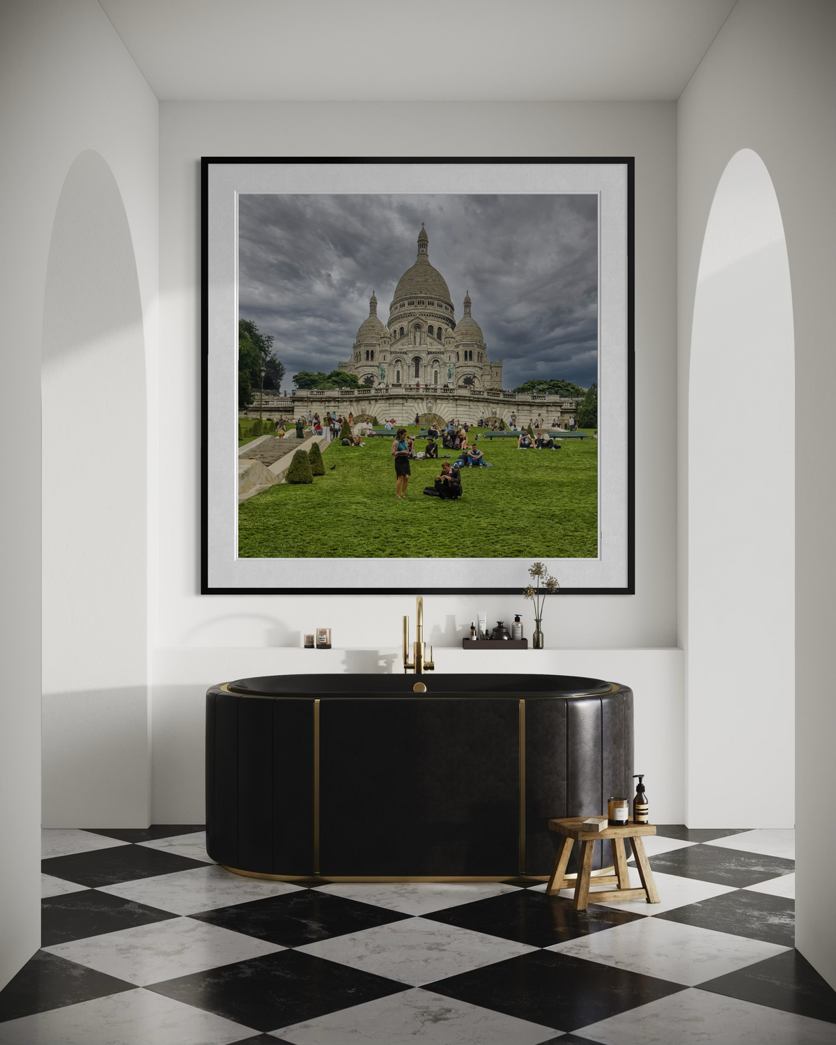 White Dome, Heavy Sky: Sacré-Cœur, Paris, impresión fine art enmarcada en un interior