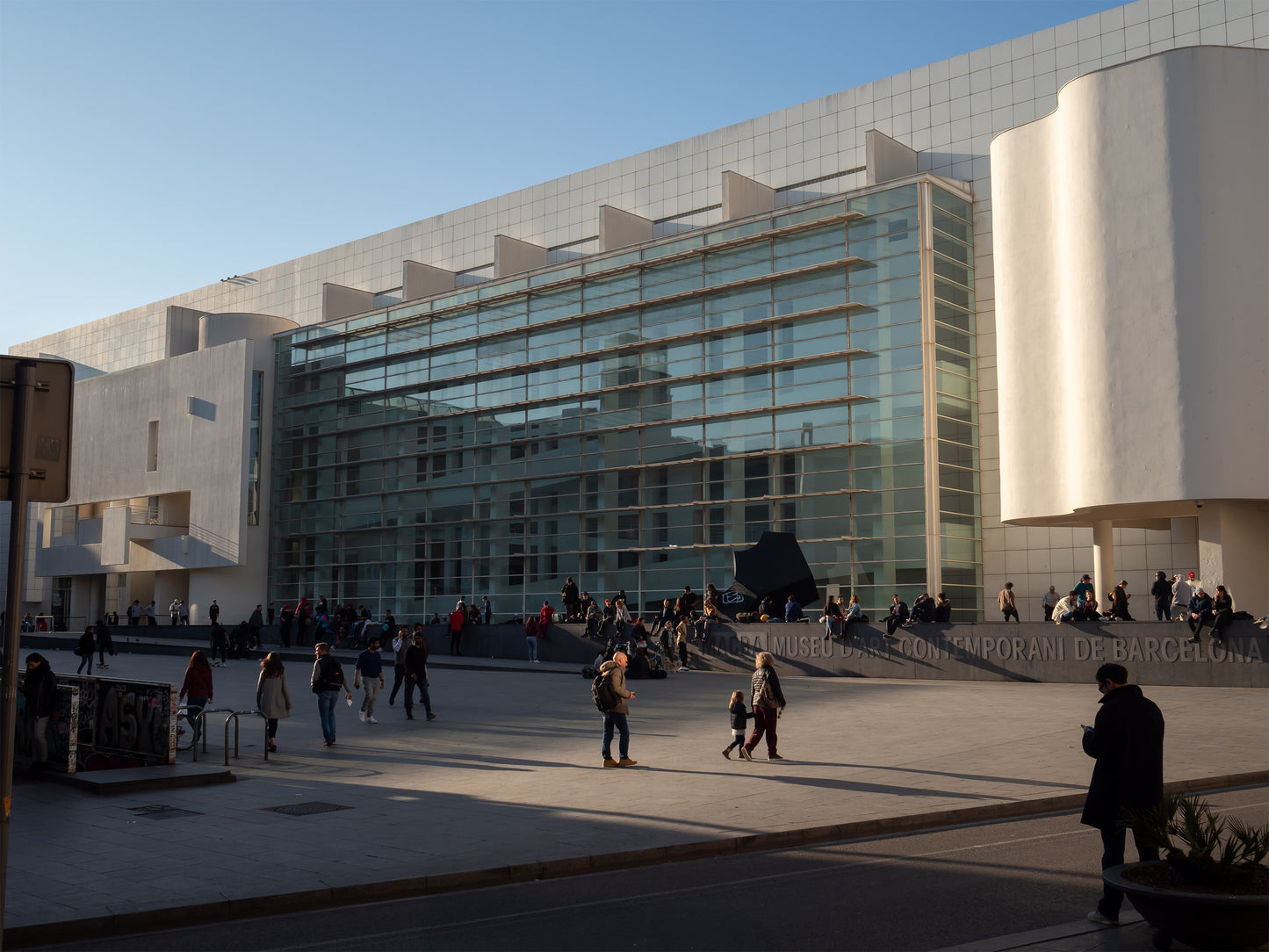 White Geometry: Barcelona
