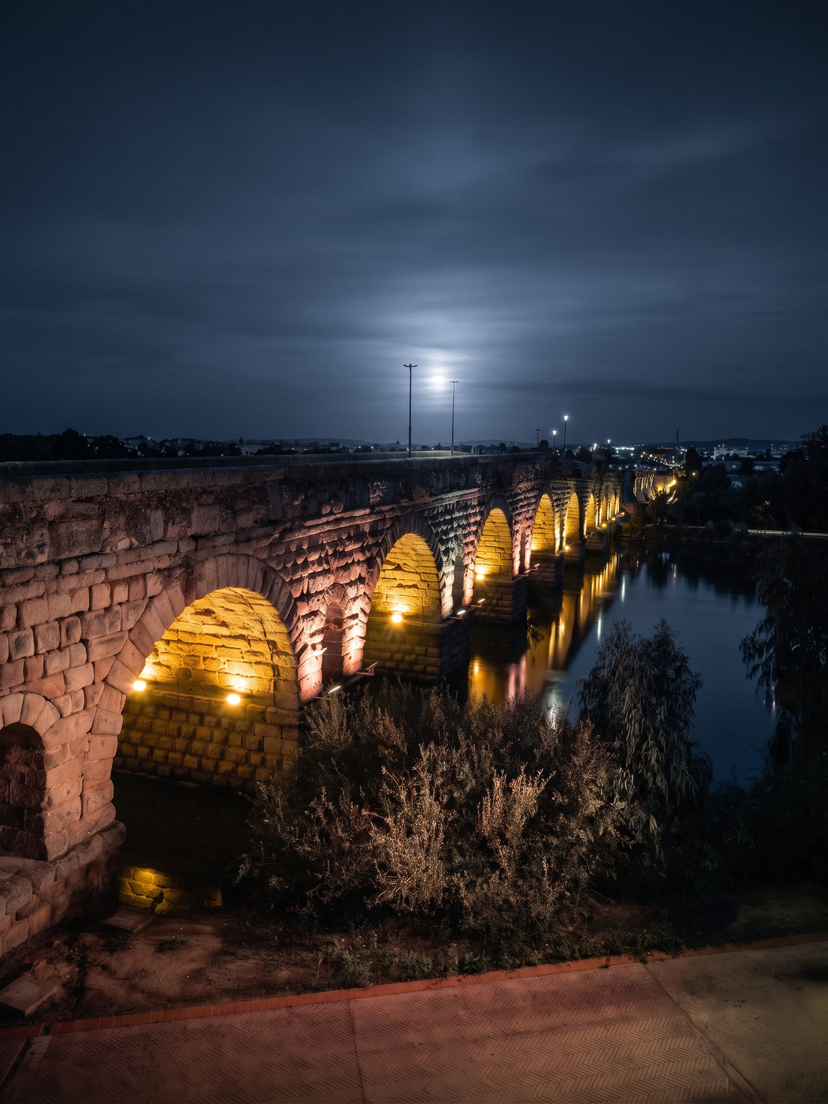 Moonrise Over the Roman Bridge: Mérida