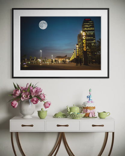 Harbor Moon: Barcelona